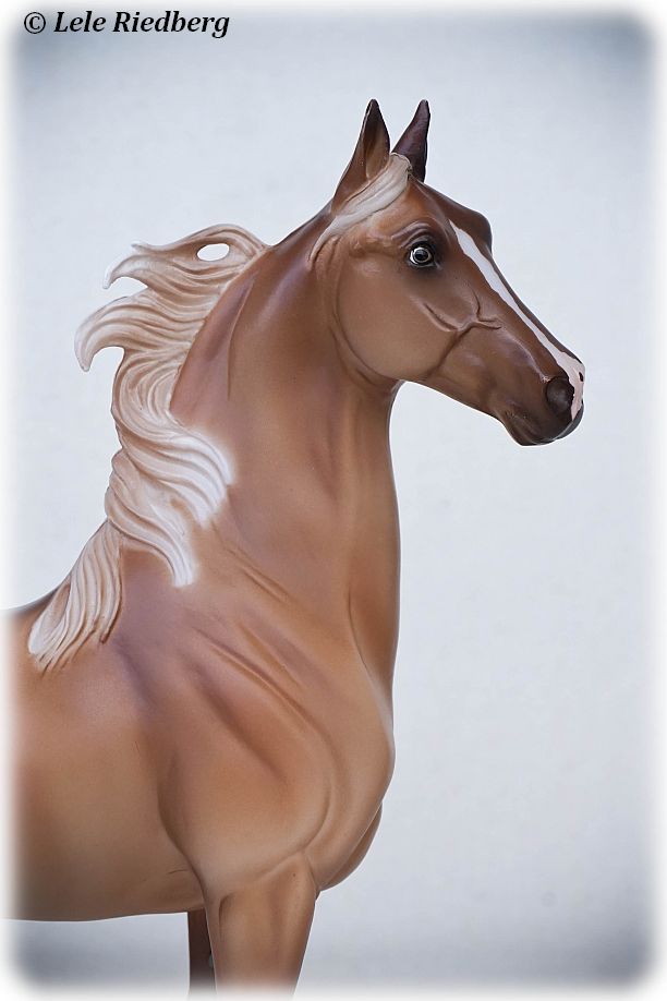 その他 O. BREYER 2013 HOLIDAY ON PARADE Holiday Horse on Parade | Breyer Value Guide